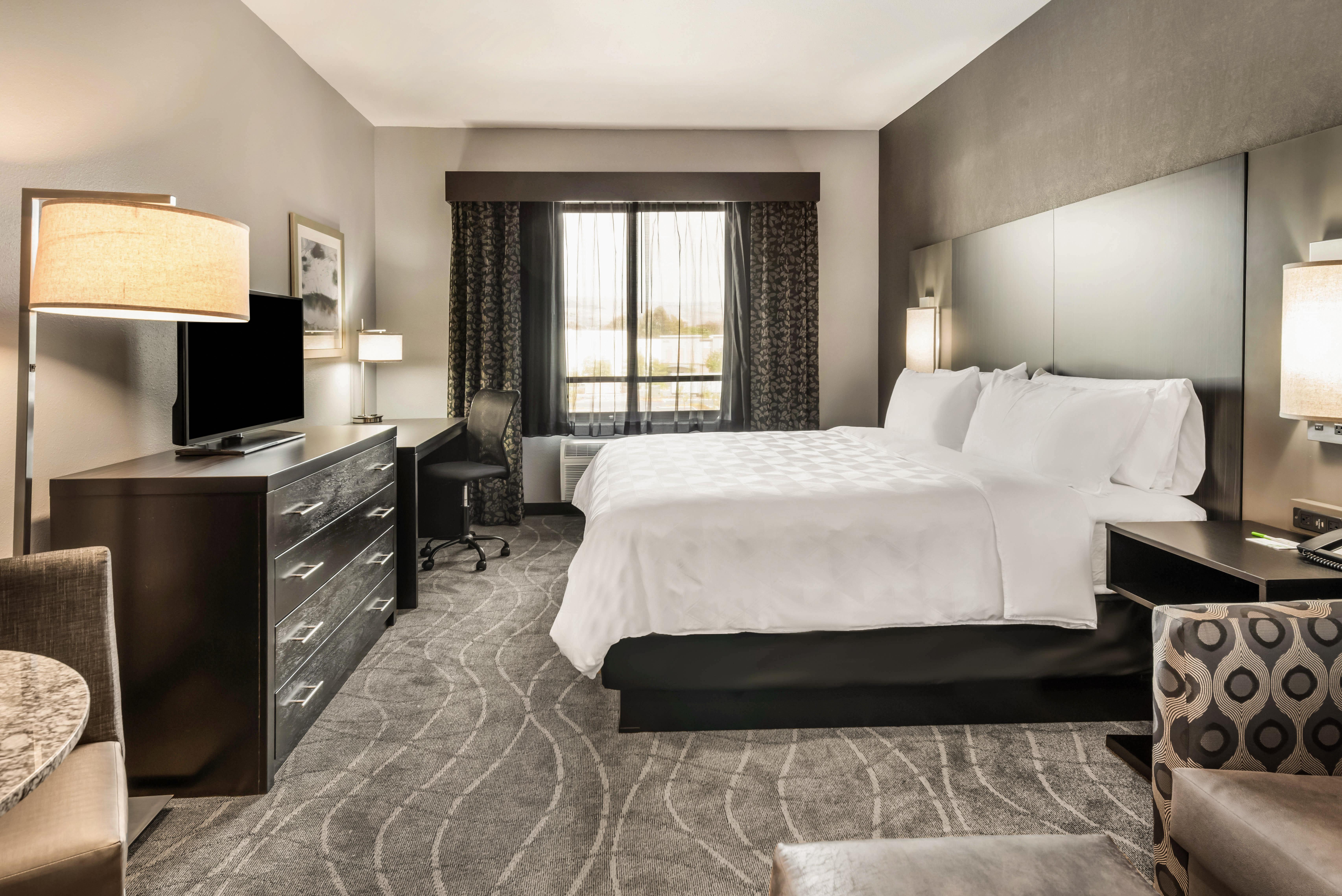 Holiday Inn Hotel & Suites Silicon Valley - Milpitas By Ihg מראה חיצוני תמונה