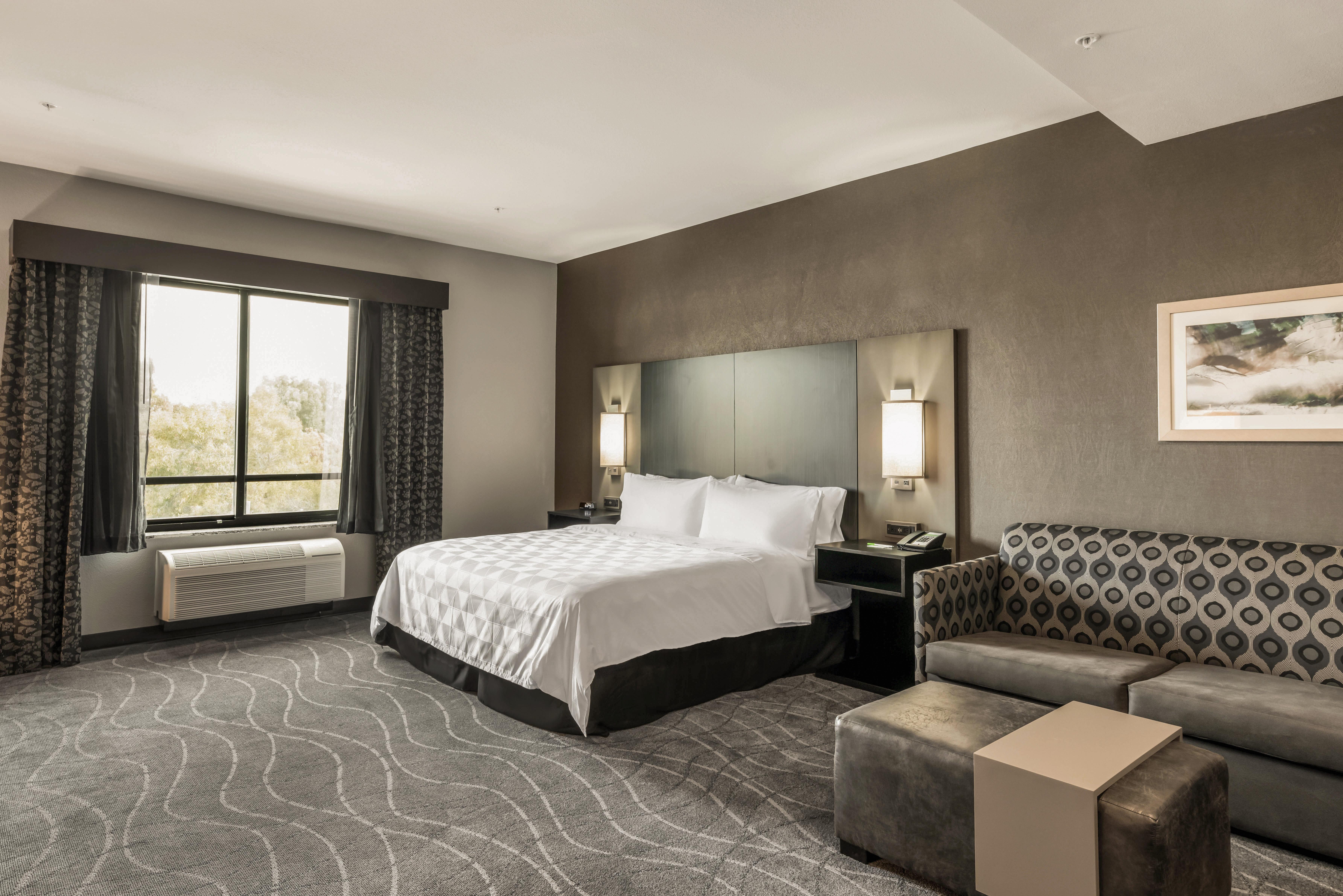 Holiday Inn Hotel & Suites Silicon Valley - Milpitas By Ihg מראה חיצוני תמונה